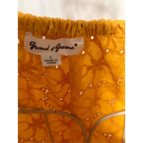 BEAUTIFUL Grand & Greene YELLOW Eyelet Cotton Blouse  Peasant Size small GREAT C - Picture 2 of 5